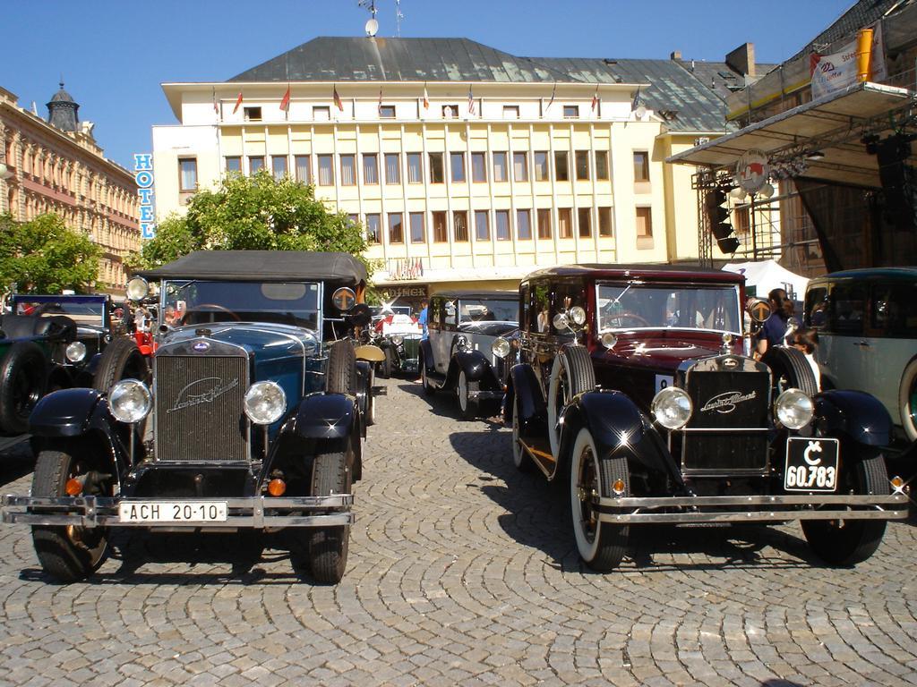 Lh Hotel Medinek Old Town Kutná Hora Dış mekan fotoğraf