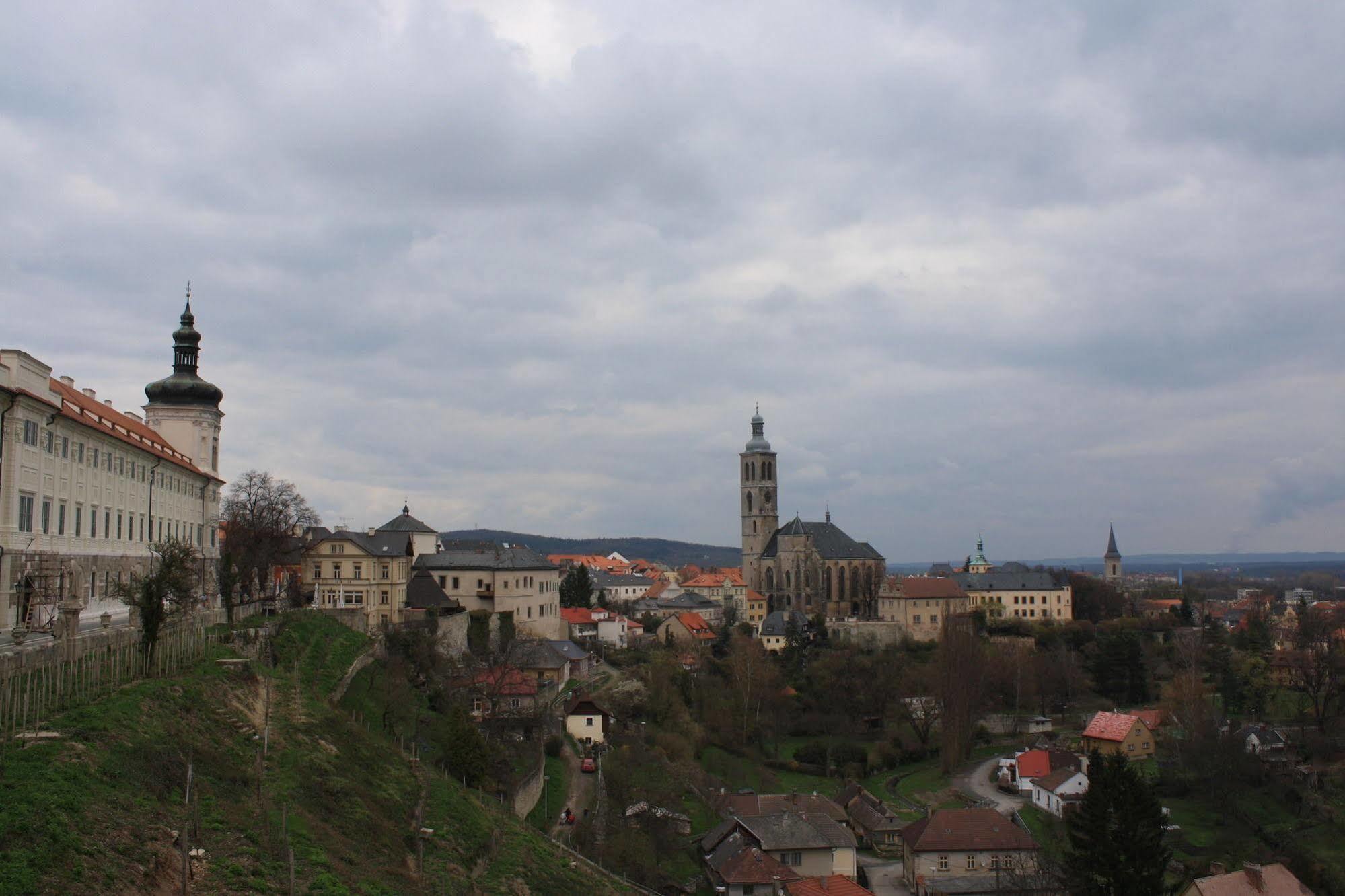 Lh Hotel Medinek Old Town Kutná Hora Dış mekan fotoğraf